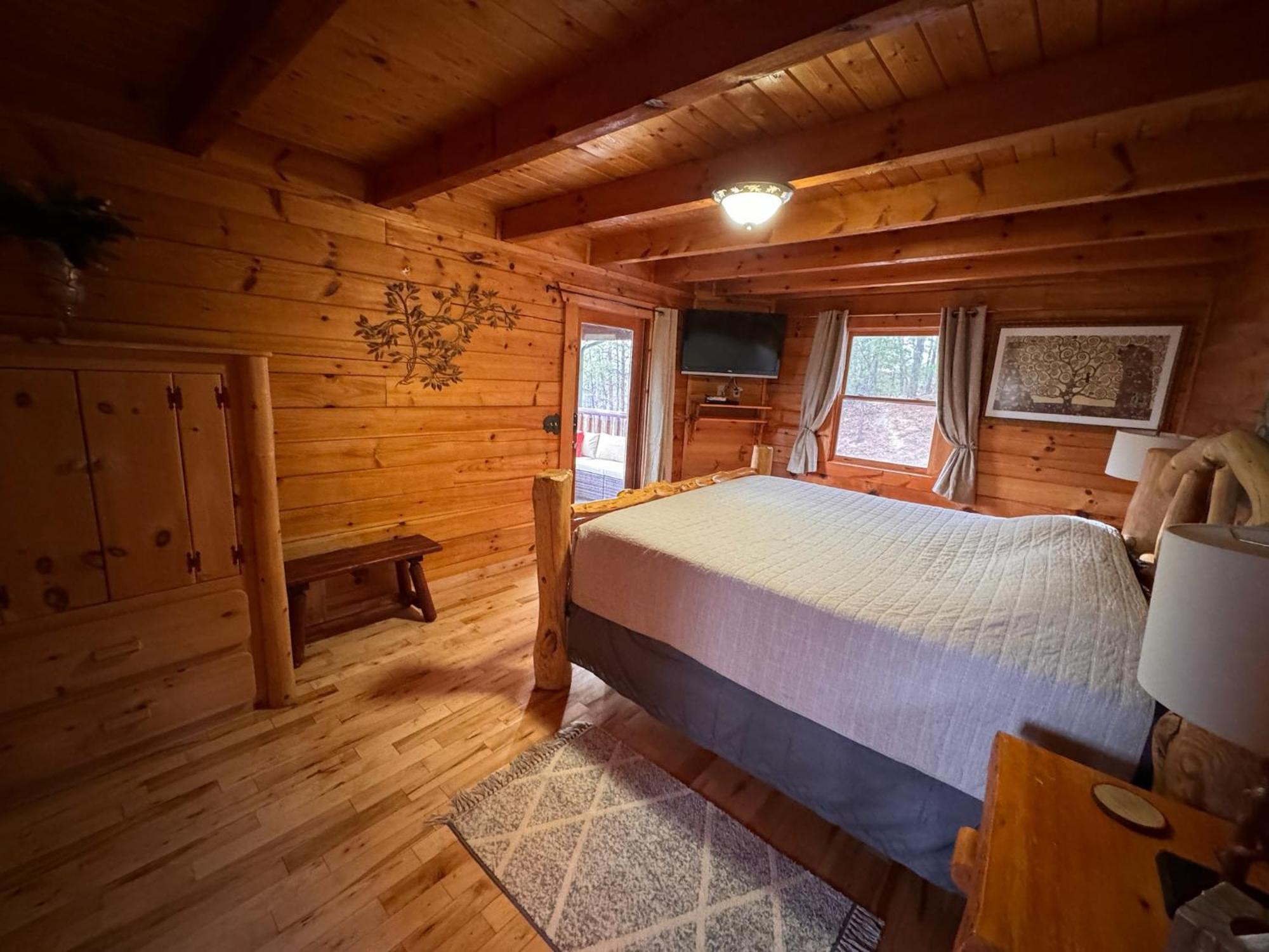 Smoky Paws - Exceptional Cabin, Stunning Mountain Views, Hot Tub, Tranquil, Gigabit Internet, Free L2 Ev بيدجن فورج المظهر الخارجي الصورة