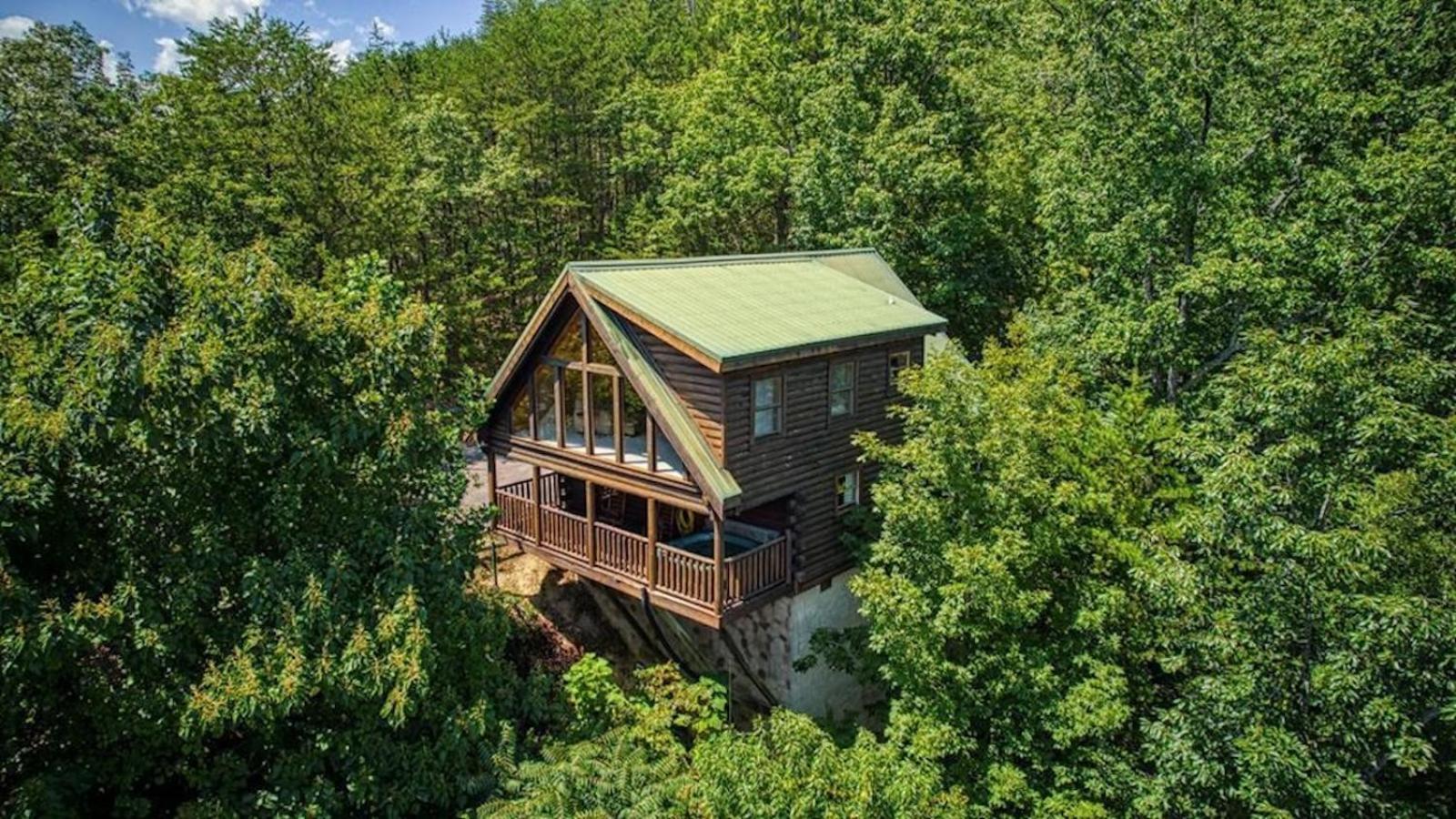 Smoky Paws - Exceptional Cabin, Stunning Mountain Views, Hot Tub, Tranquil, Gigabit Internet, Free L2 Ev بيدجن فورج المظهر الخارجي الصورة